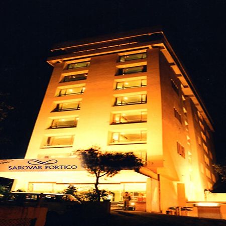 Sarovar Portico Rivera Ahmedabad Esterno foto