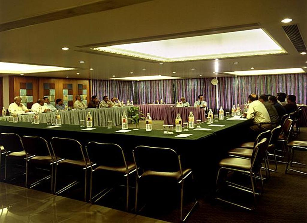 Sarovar Portico Rivera Ahmedabad Servizi foto